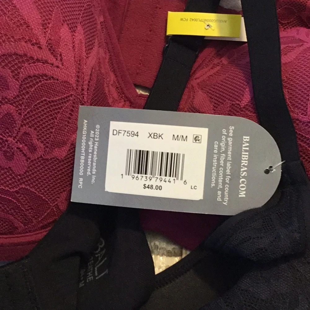 5 Bali “Breathe” wireless comfort bras